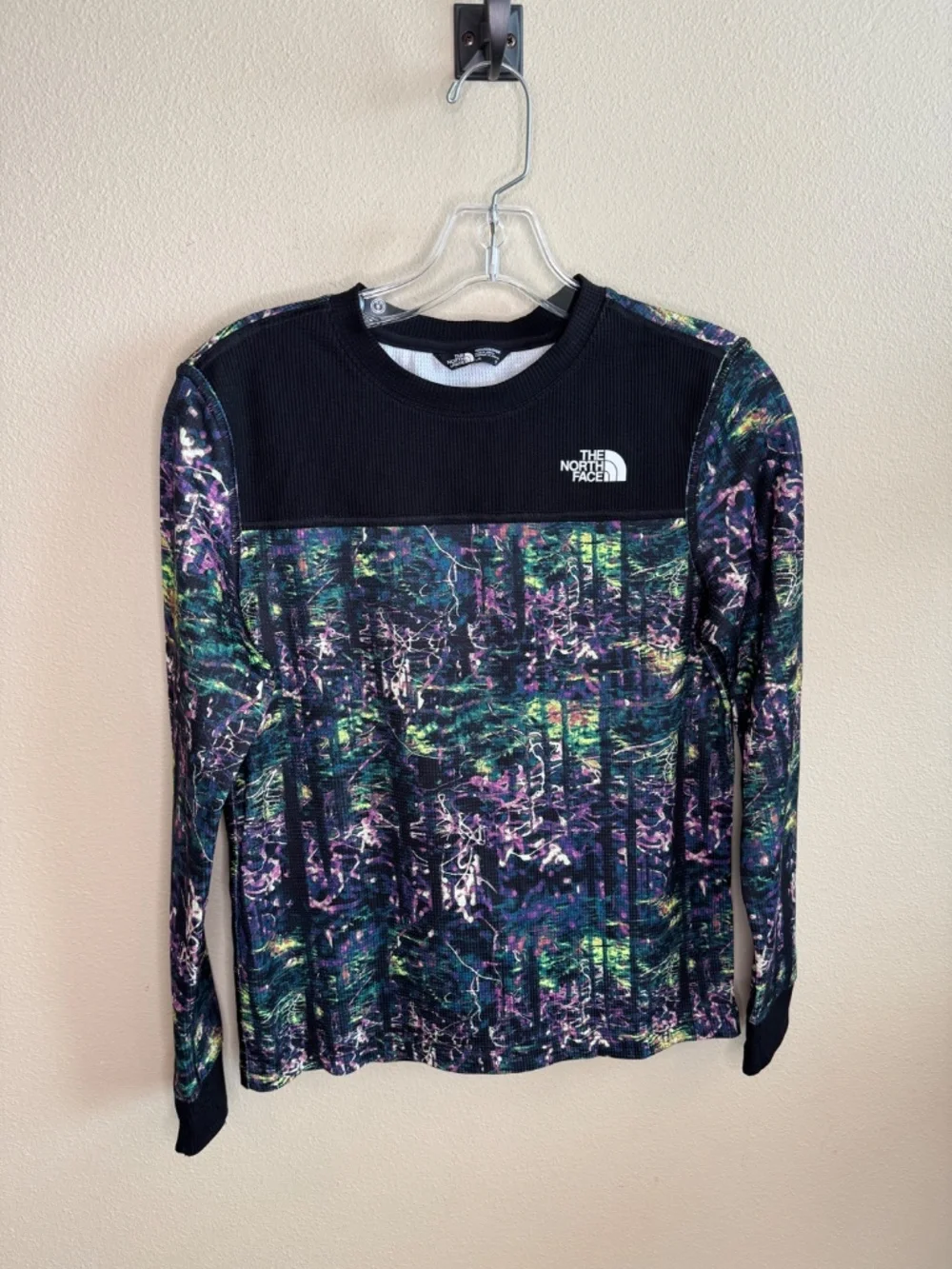 The North Face Teens. Boys’ & Girls’ Waffle Base Layer Set size Large